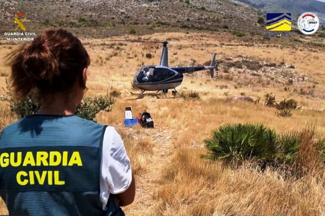 شاهد... طائرات هيليكوبتر فرنسية تهرّب الحشيش من المغرب إلى اسبانيا